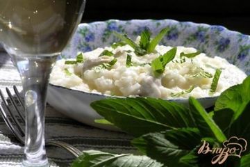фото рецепта Ванильное ризотто с курицей, маскарпоне и мятой