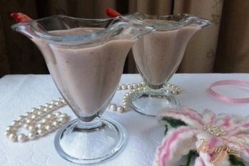 фото рецепта Густой коктейль из ягод на ореховом молоке