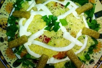 фото рецепта Салат с куриным филе Пиратская штучка