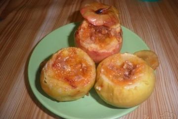 фото рецепта Запеченные яблоки с вареньем и орехами