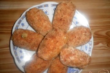 фото рецепта Куриные котлеты с начинкой