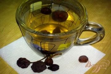 фото рецепта Компот из сушеных груши  и шиповника