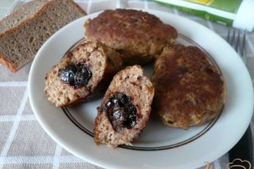 фото рецепта Котлеты с сюрпризом