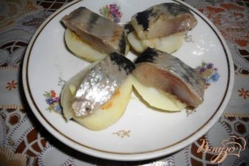 фото рецепта Простая закуска из сельди и картофеля