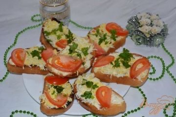 фото рецепта Тосты с яйцом и помидором