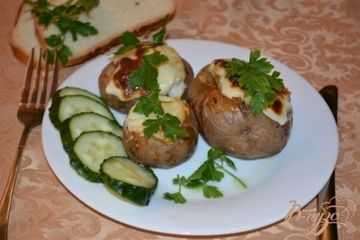 фото рецепта Картофель с начинкой запеченый с сыром