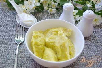 фото рецепта Картофельные вареники с курицей