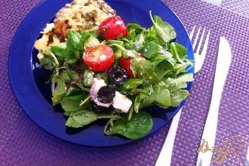 фото рецепта Салатный MIX с сыром фета и оливками