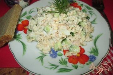 фото рецепта Салат с рисом и тунцом