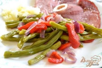 фото рецепта Зеленая фасоль с  красным перцем