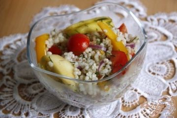 фото рецепта Тёплый салат из перловки и овощей