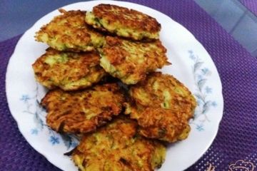 фото рецепта Оладьи из кабачка с морковью