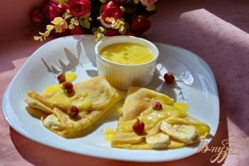 фото рецепта Тропические блинчики с фруктами и лимонным курдом