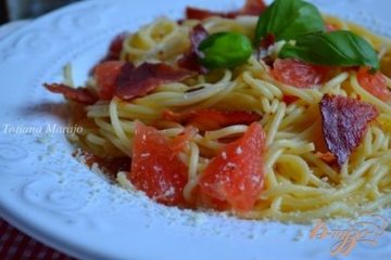фото рецепта Спагетти с кусочками  ветчины и грейпфрутом