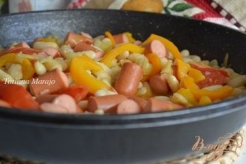 фото рецепта Овощное рагу с копчеными сосисками