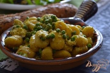 фото рецепта Ньокки с зеленым горошком и яйцом