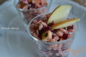 фото рецепта Салат из перловой крупы со свеклой и яблоком