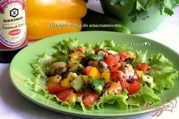 фото рецепта Салат с мидиями и овощами
