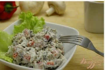 фото рецепта Салат с шампиньонами и птицей