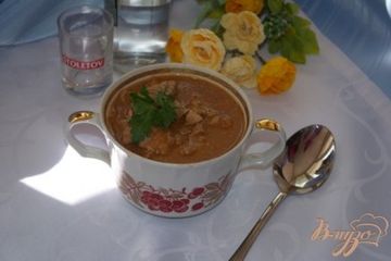 фото рецепта Мясо тушеное в томате с фасолью