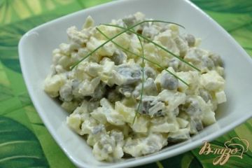 фото рецепта Оливье с куриным филе