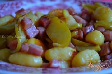 фото рецепта Ньокки с ветчиной и яблоком