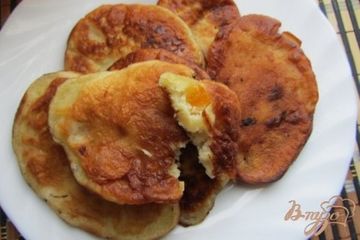 фото рецепта оладьи с курагой и яблоками