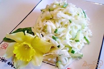 фото рецепта Нежный салат с капустой