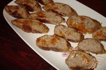 фото рецепта Мясной рулет с курагой и орехом