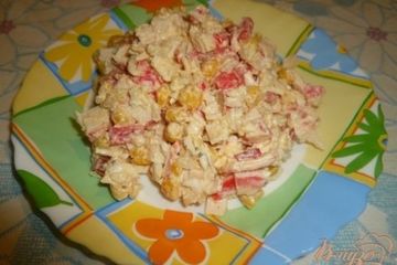 фото рецепта Салат с крабовым мясом и болгарским перцем