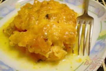 фото рецепта Тыква с чесноком и сметаной под сыром