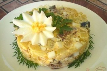 фото рецепта Картофельный салат с копченой иваси