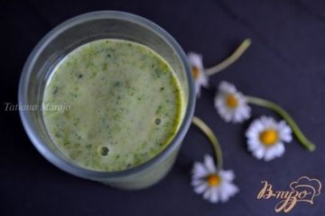 фото рецепта Смузи со шпинатом и киви