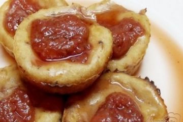 фото рецепта Творожные кексы с клубникой
