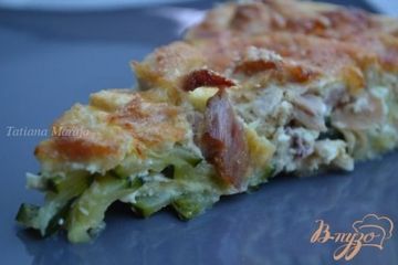 фото рецепта Открытый пирог с цукини и копченой курятиной