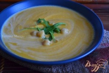 фото рецепта Морковный суп-пюре с горохом нут