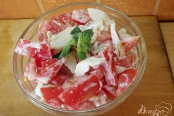 фото рецепта Куриный салат с помидорами