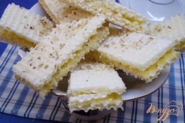 фото рецепта Медовые вафли с орешками