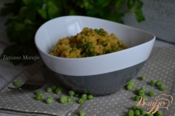 фото рецепта Гарнир с перловой крупой и зеленым горошком