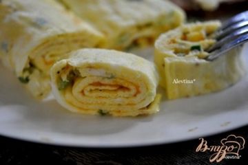 фото рецепта Омлет- рулет с зеленым луком
