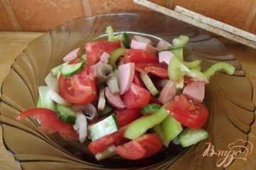 фото рецепта Салат овощной с шампиньонами