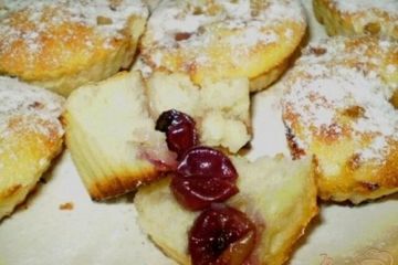 фото рецепта Кексы с виноградом