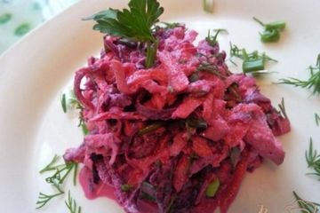 фото рецепта Овощной салат с зеленой редькой и свеклой