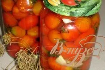 фото рецепта Помидоры черри с хвостиками маринованные