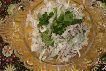 фото рецепта Салат из белокочанной капусты с курицей