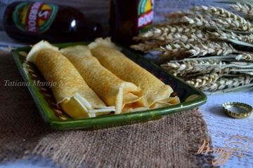 фото рецепта Блины с манной крупой на пиве