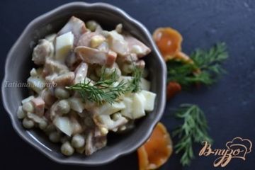 фото рецепта Яичный салат с маринованными грибами