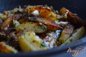 фото рецепта Жареный картофель с грибами