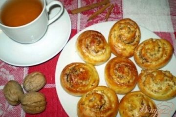 фото рецепта Открытые рулетики с корицей и орехами