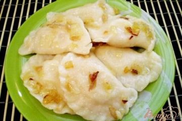 фото рецепта Вареники картофельные с луком